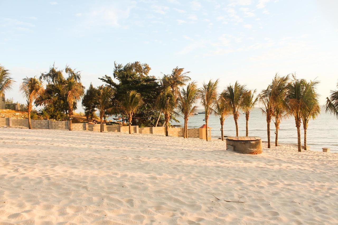 Eagles Beach Resort Phan Thiet Exterior foto