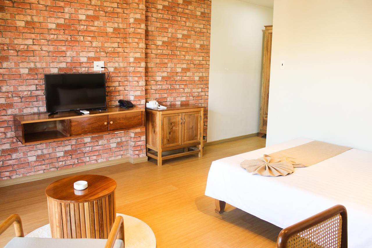 Eagles Beach Resort Phan Thiet Exterior foto