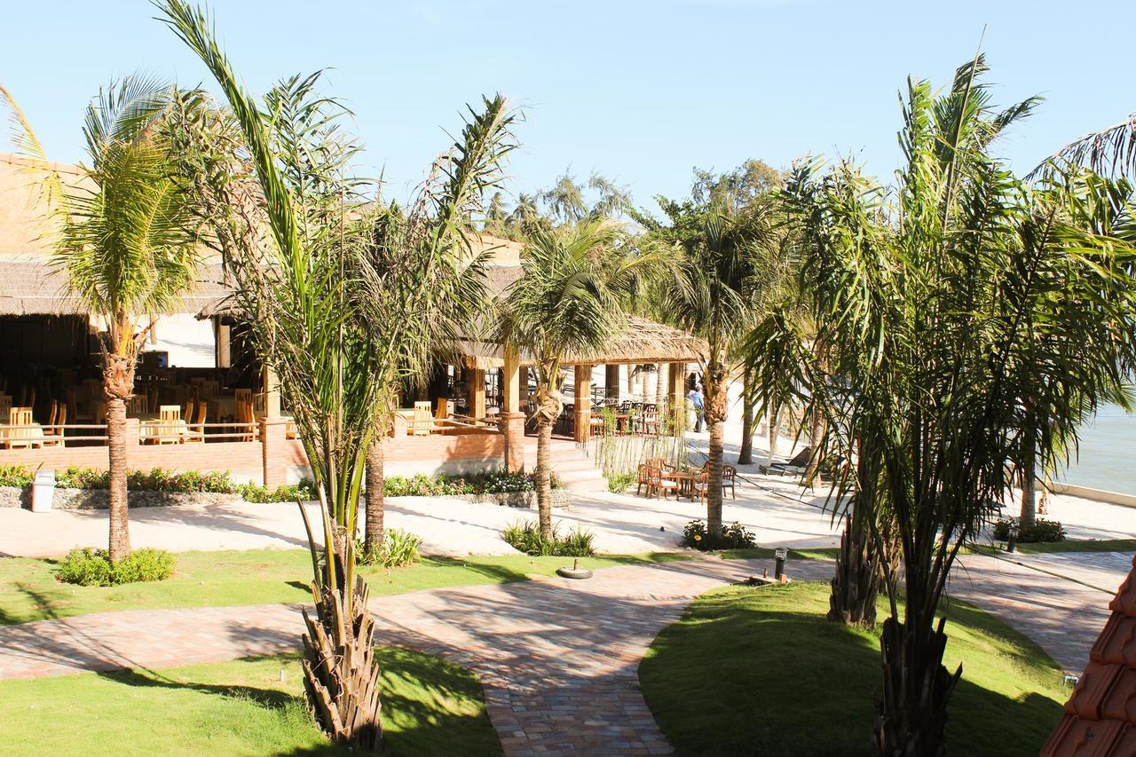 Eagles Beach Resort Phan Thiet Exterior foto
